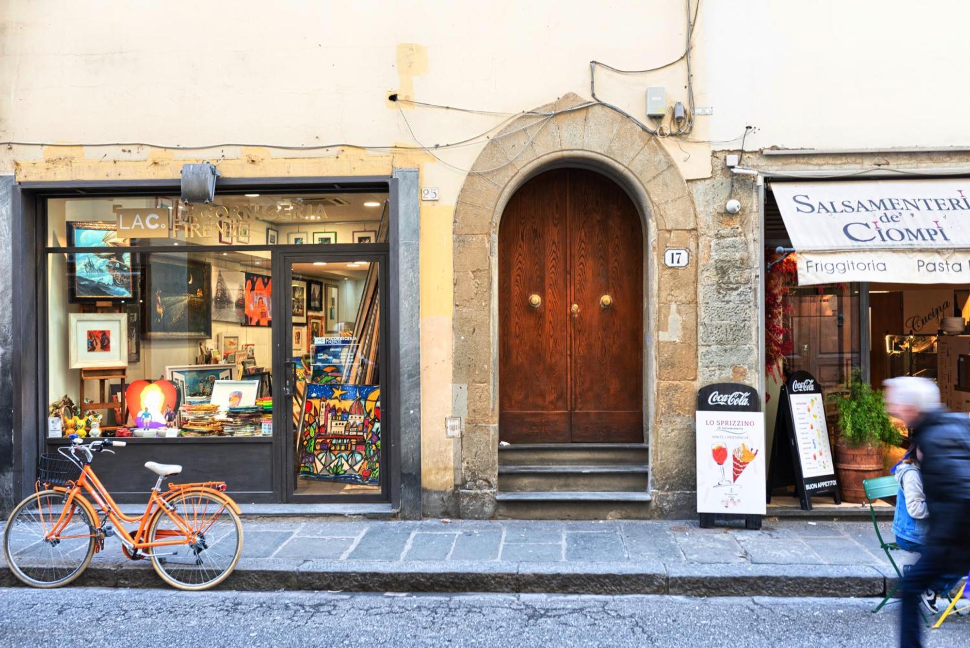 Loggia 17 * Florencia